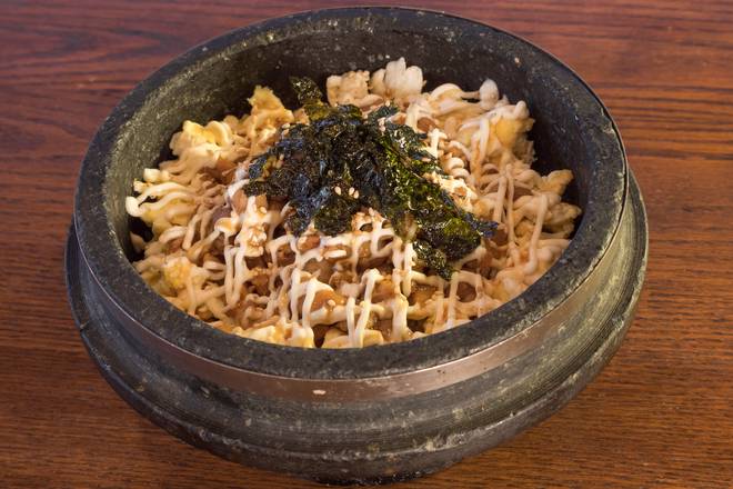 Hot Pot Rice With Mayonnaise